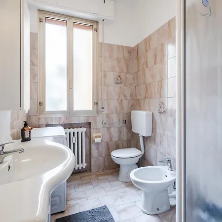 Smart Near Policlinico & Center Affittacamere