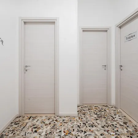 Smart Near Policlinico & Center Affittacamere